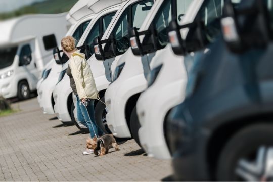 Camper van rental near me : set off on an adventure in total freedom
