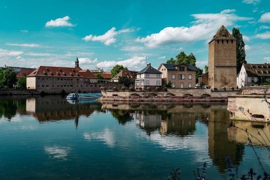 Location van aménagé Strasbourg - Aventure et découverte en Alsace