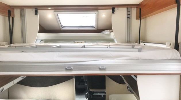 Classic Class B - 6 pax - bunk beds