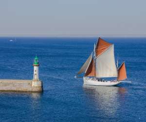 Ile de Groix Bretagne avec AVIS explore